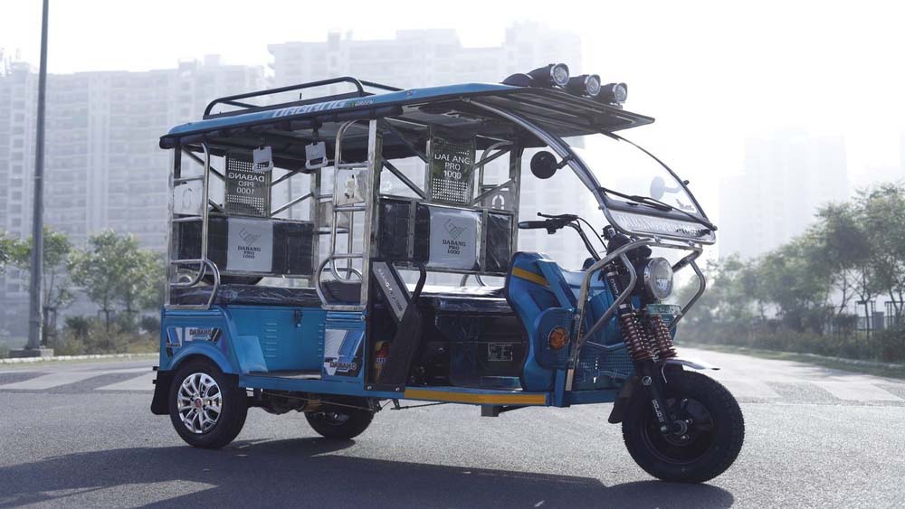 Vajrayaan Pro 1000 Electric Rickshaw